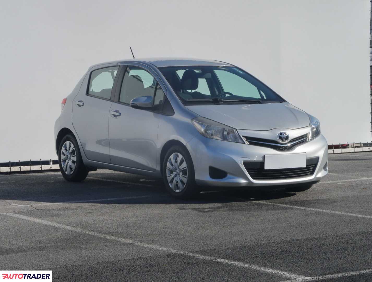 Toyota Yaris 2014 1.3 97 KM Toyota Yaris 2014 1.3 97 KM