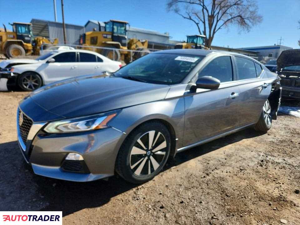 Nissan Altima 2021 2