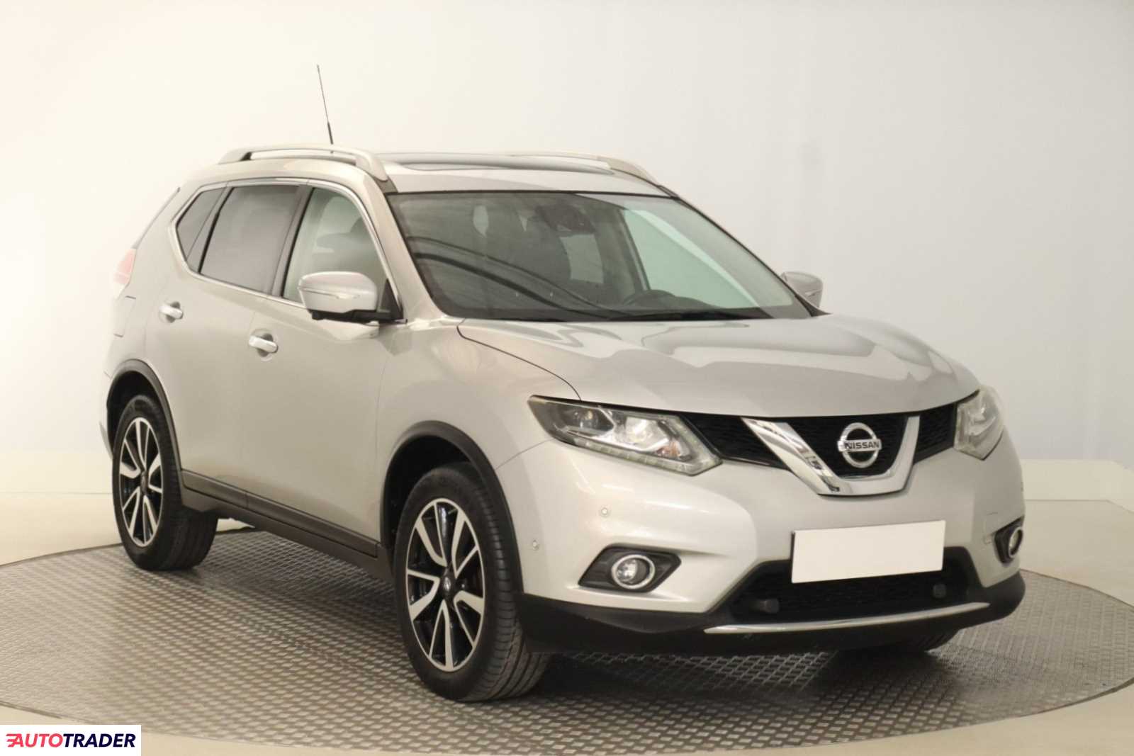 Nissan X-Trail 2015 1.6 128 KM