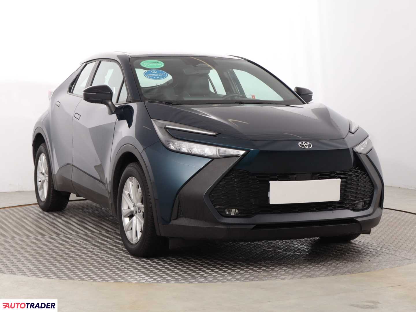 Toyota C-HR 2024 1.8 120 KM