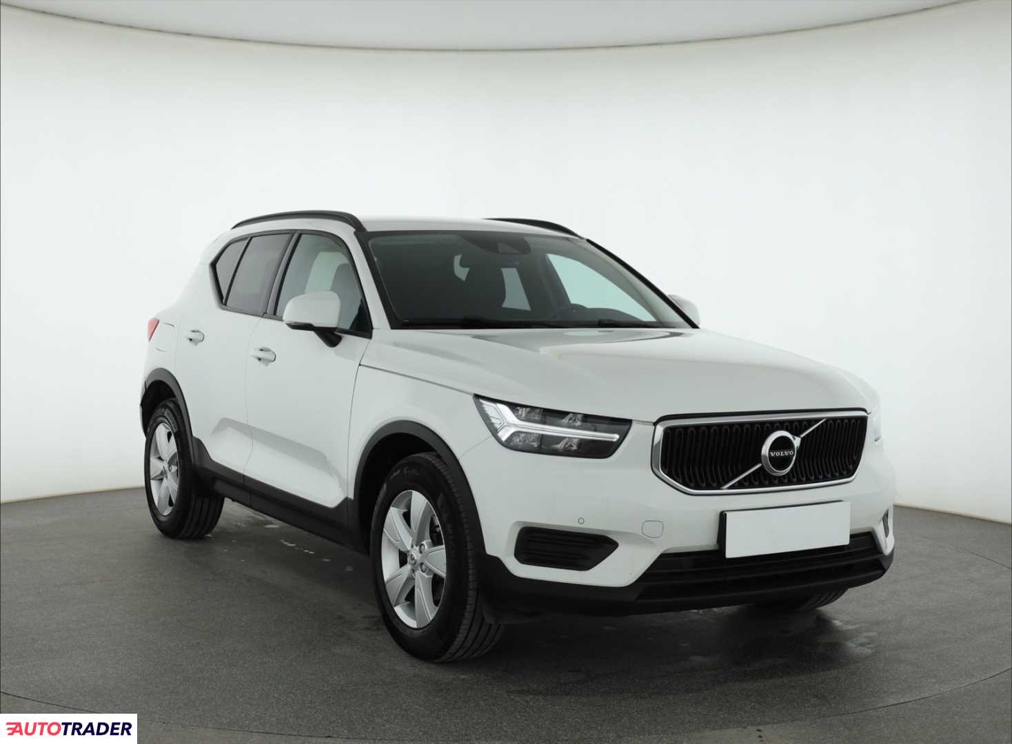 Volvo XC40 2021 1.5 160 KM