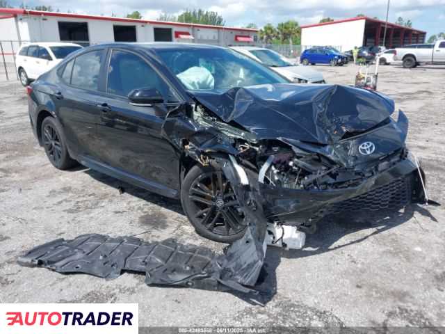 Toyota Camry 2025 2