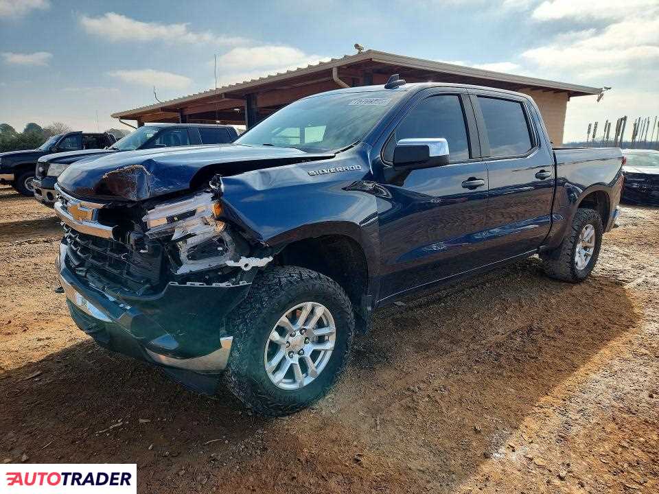 Chevrolet Silverado 2022 2