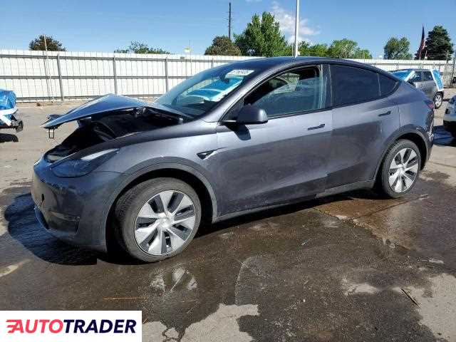 Tesla Model Y 2023 Tesla Model Y 2023