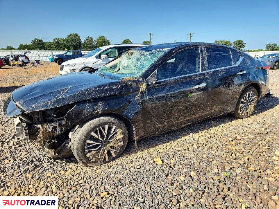 Nissan Altima 2025 2