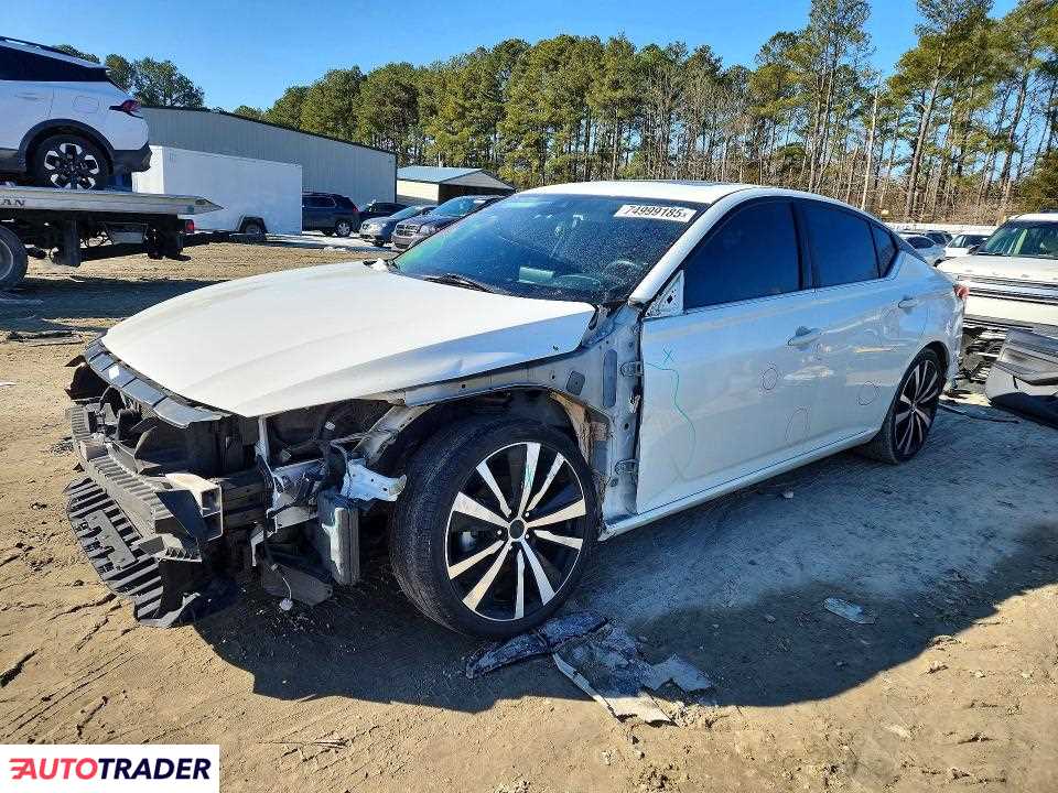 Nissan Altima 2021 2