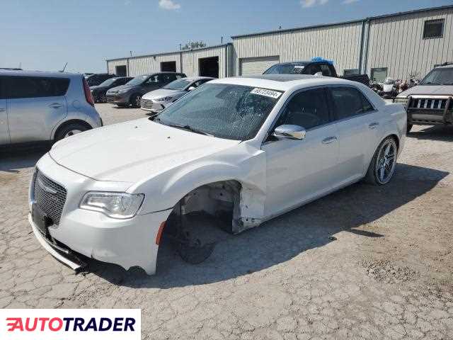 Chrysler 300C 2019 3