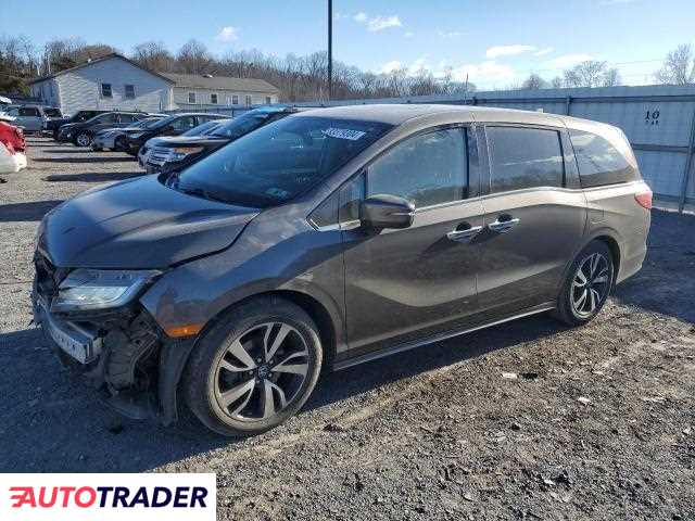 Honda Odyssey 2019 3