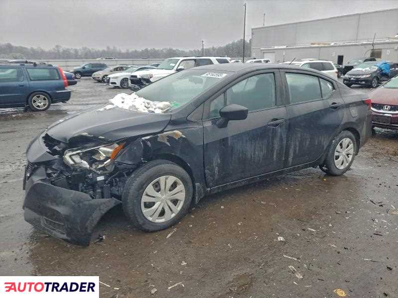 Nissan Versa 2020 1