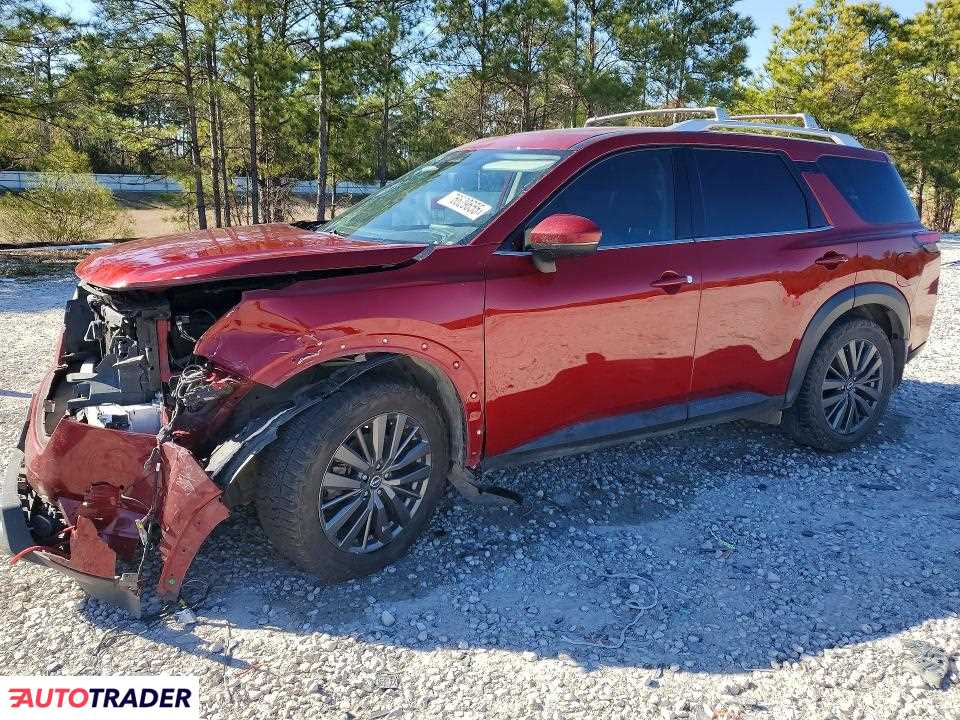 Nissan Pathfinder 2022 3