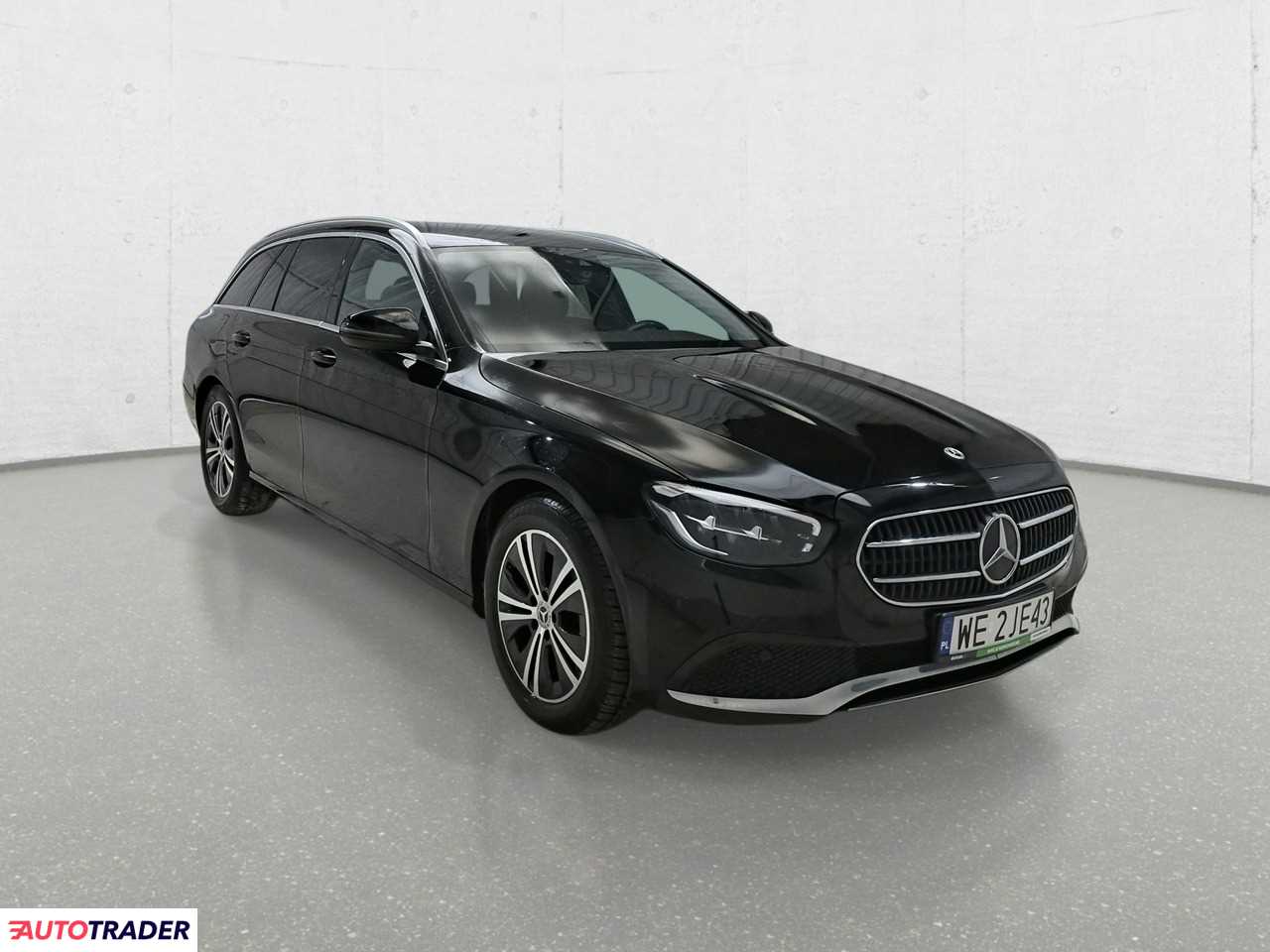 Mercedes E-klasa 2022 2.0 200 KM