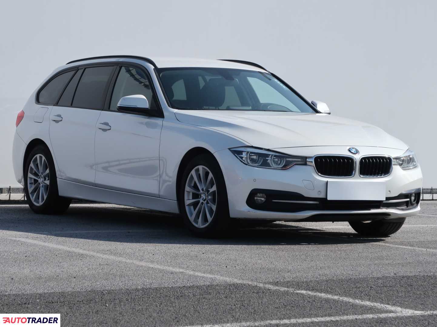 BMW 318 2018 2.0 134 KM