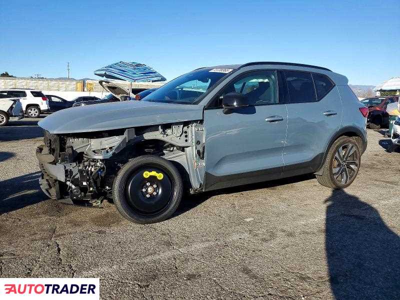 Volvo XC40 2023 2