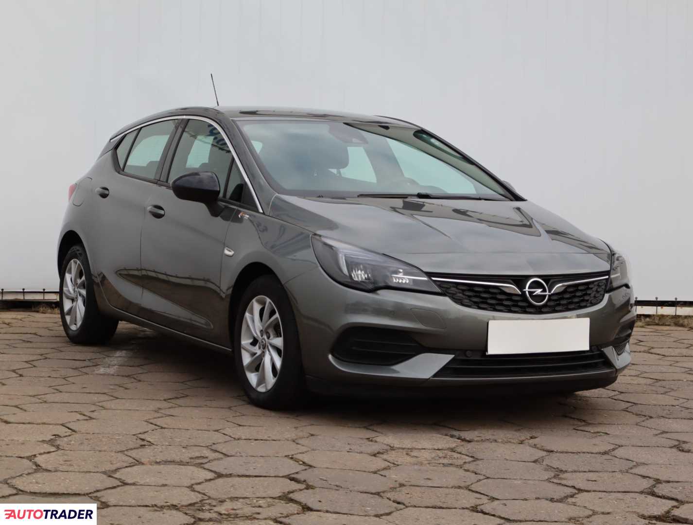 Opel Astra 2021 1.2 143 KM