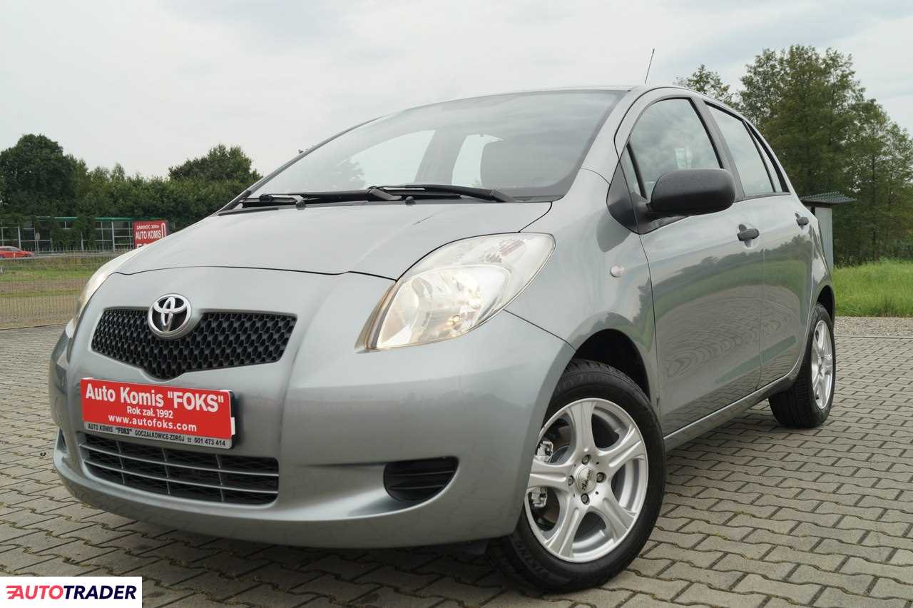 Toyota Yaris 2007 1.3 87 KM Toyota Yaris 2007 1.3 87 KM