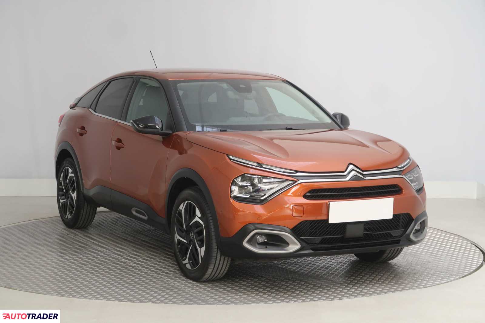 Citroen C4 2021 1.2 128 KM