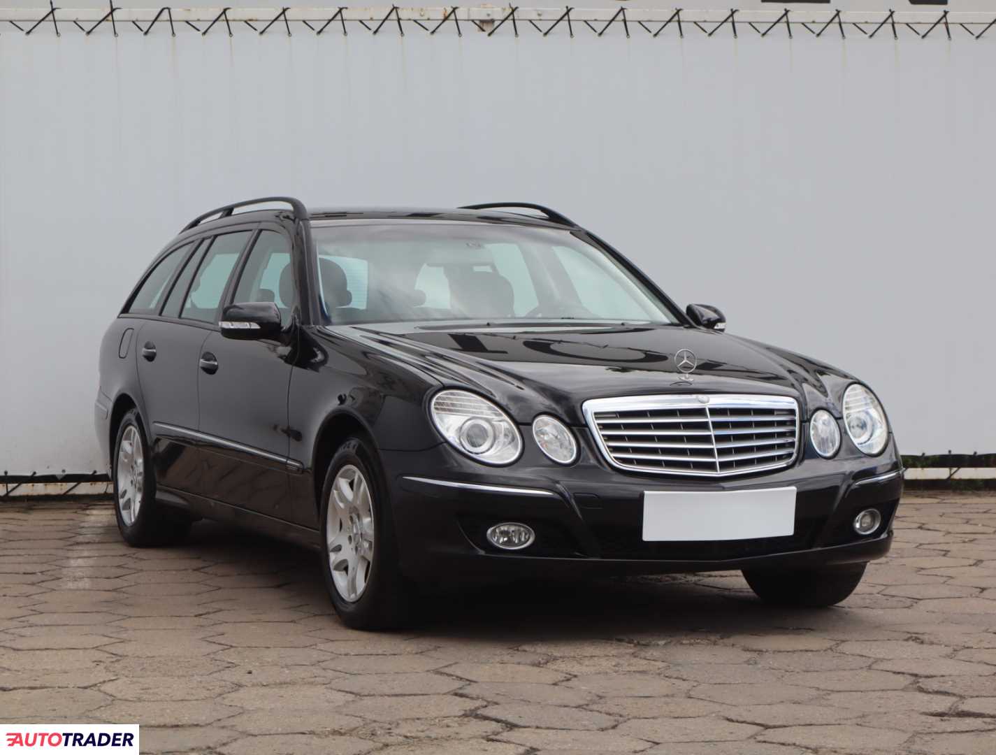 Mercedes E-klasa 2006 3.0 227 KM