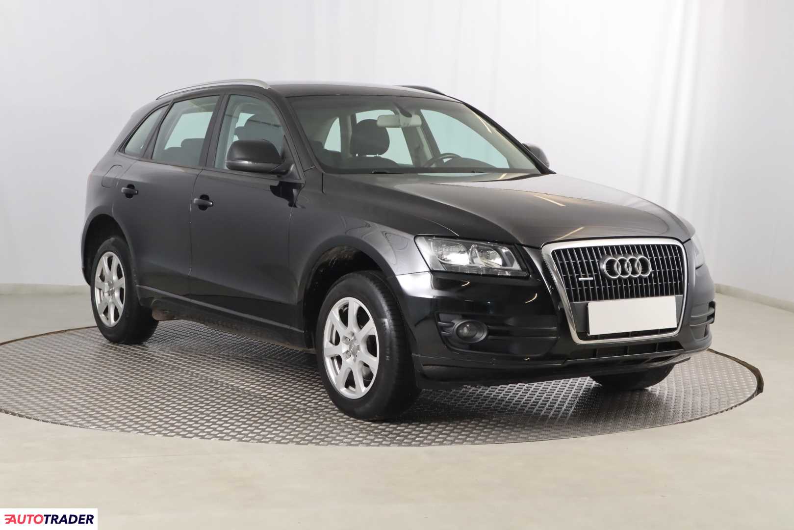 Audi Q5 2010 2.0 140 KM