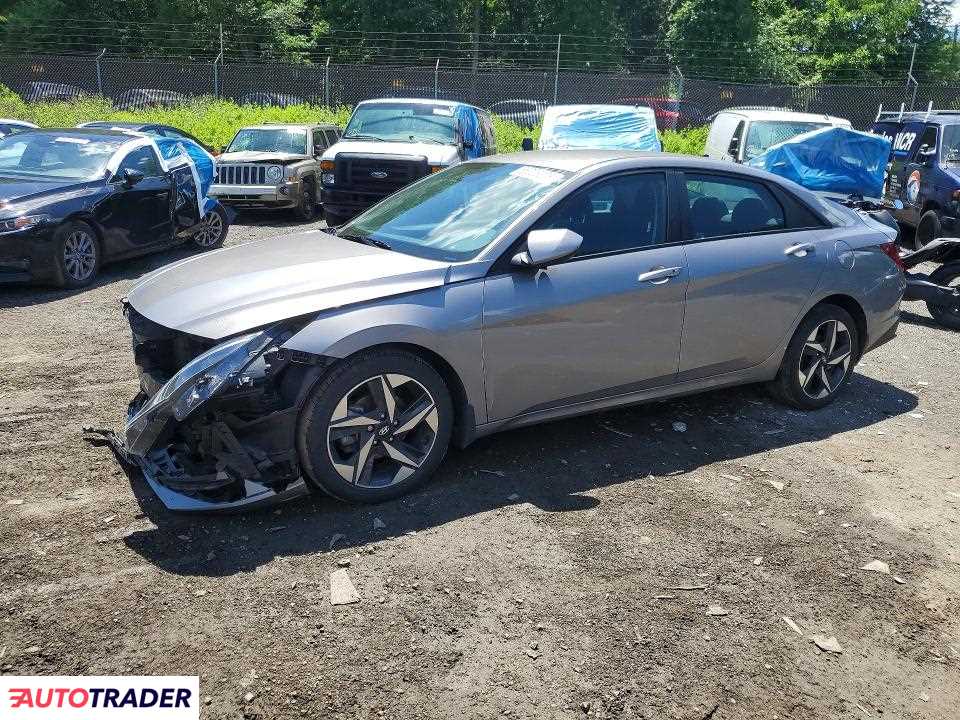 Hyundai Elantra 2023 2
