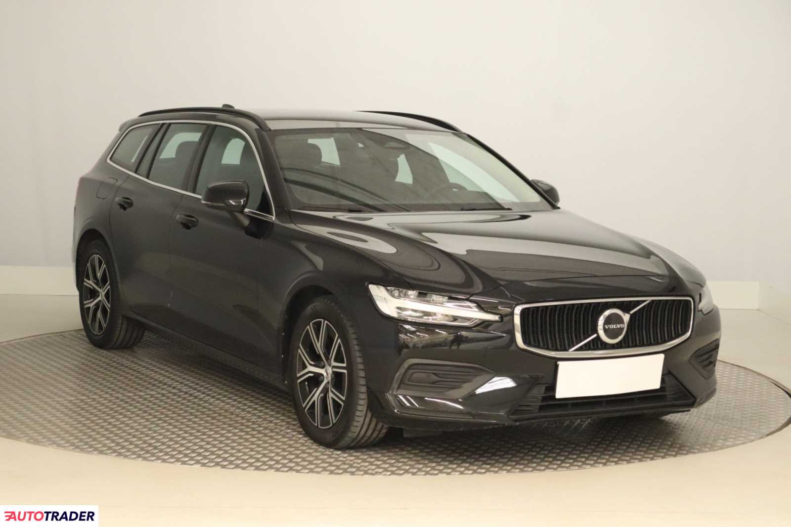 Volvo V60 2023 2.0 160 KM