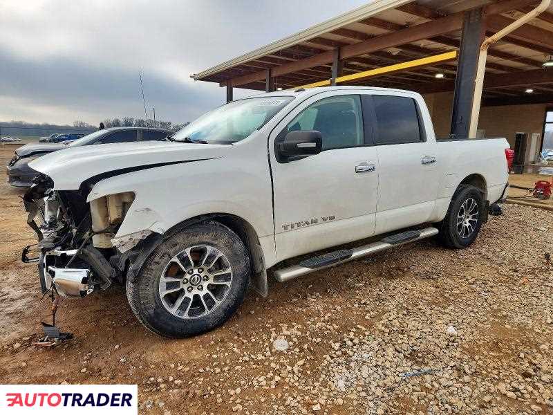 Nissan Titan 2020 5
