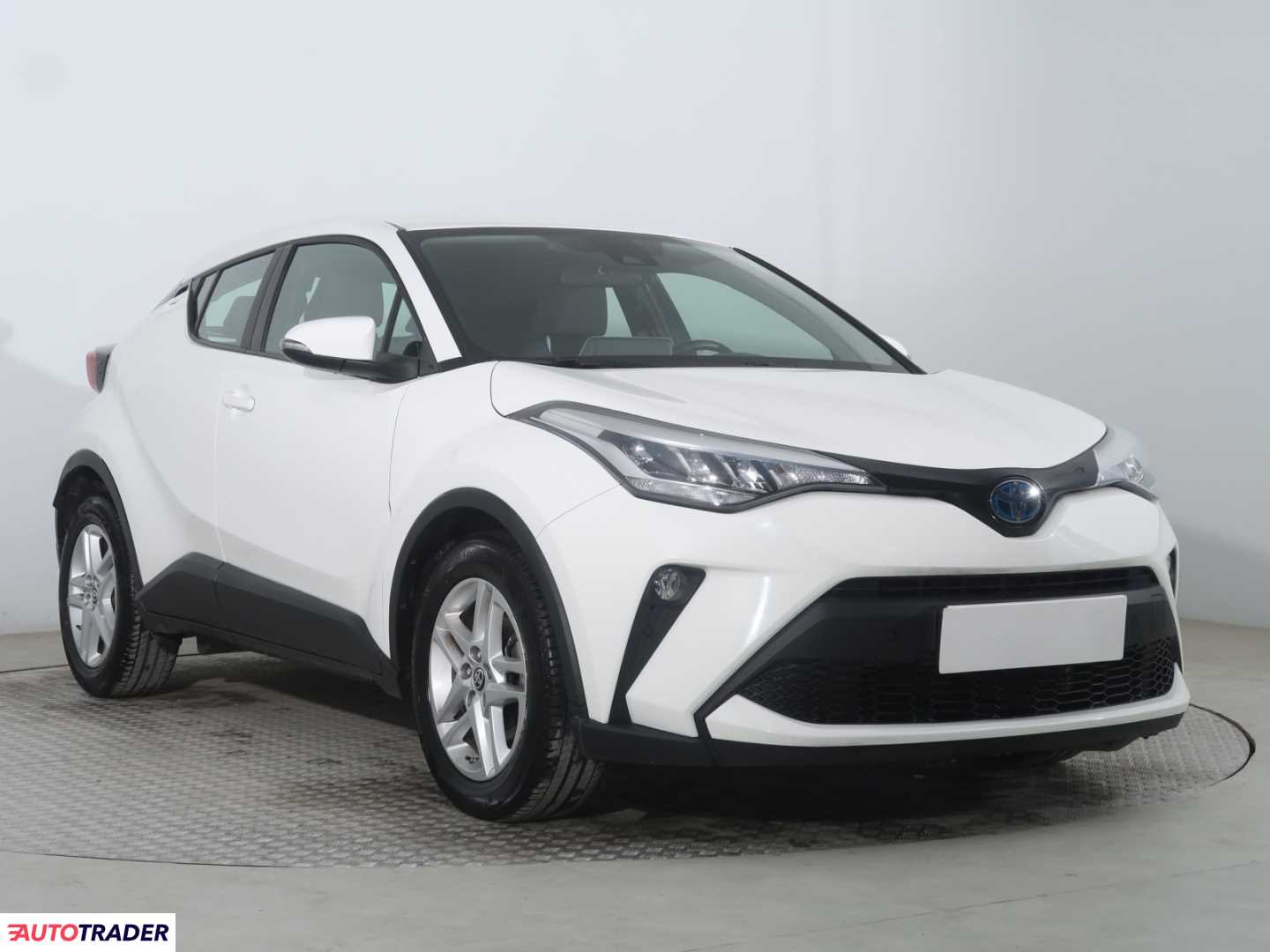 Toyota C-HR 2022 1.8 120 KM