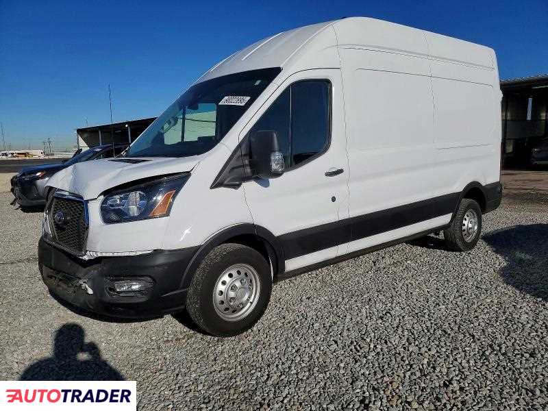 Ford Transit 2025 3