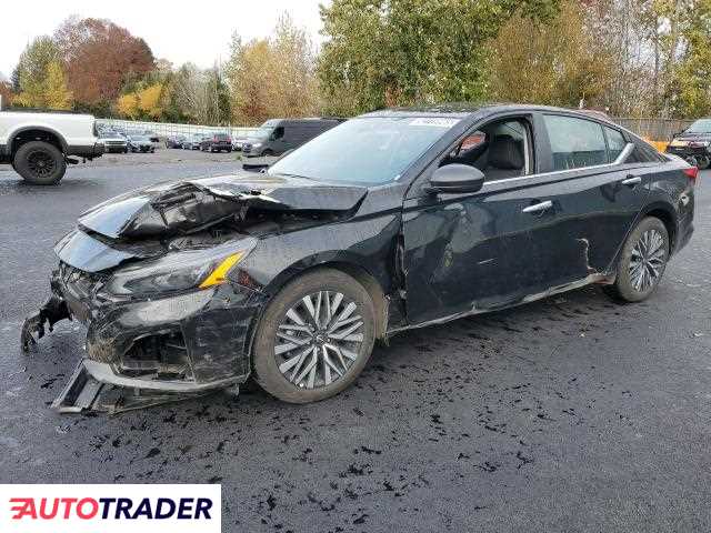 Nissan Altima 2025 2