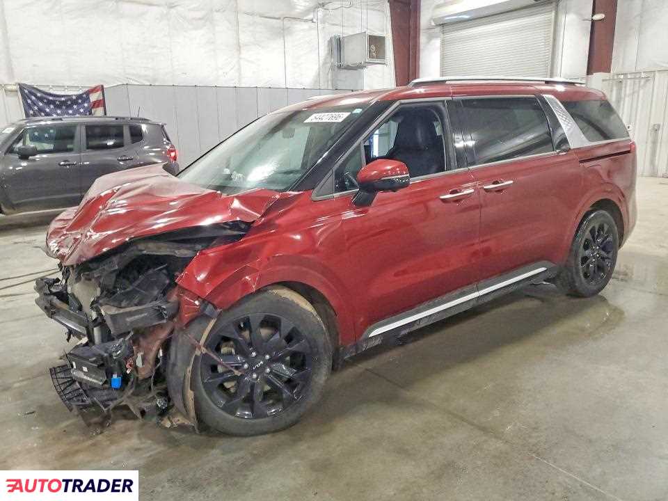 Kia Carnival 2022 3
