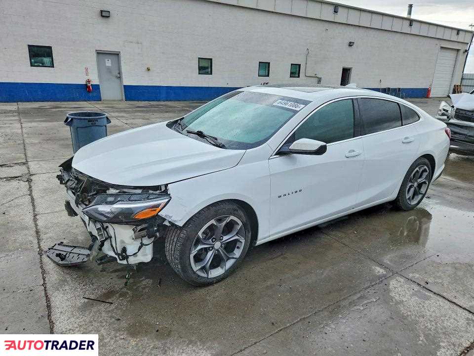 Chevrolet Malibu 2021 1