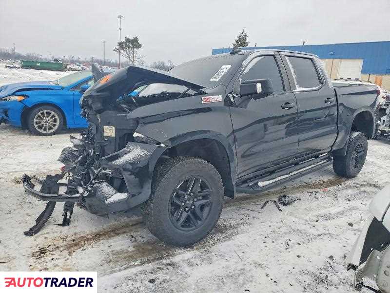 Chevrolet Silverado 2022 5