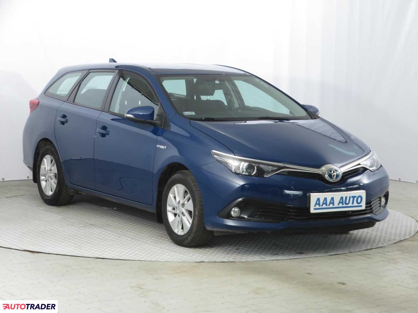 Toyota Auris 2017 1.8 134 KM Toyota Auris 2017 1.8 134 KM