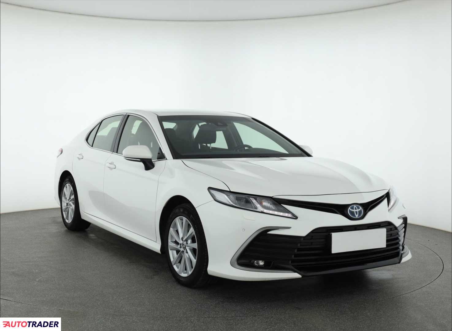 Toyota Camry 2.5 214 KM 2021r. (Piaseczno)