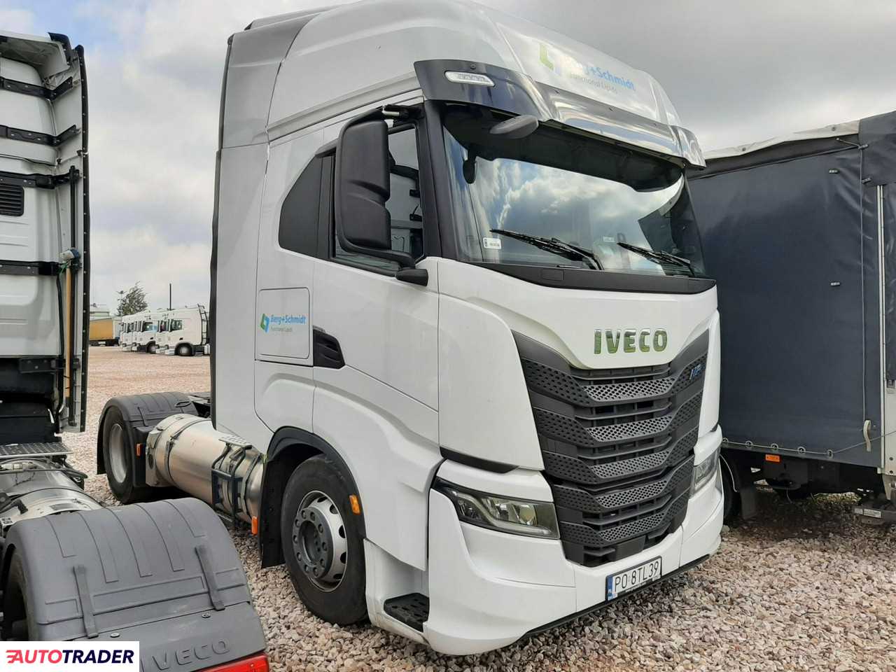 Iveco AS 460 S-Way