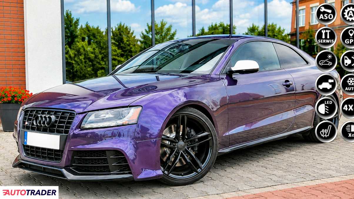 Audi Coupe 2011 4.2 354 KM