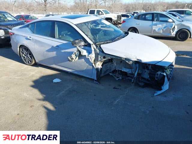 Nissan Altima 2023 2