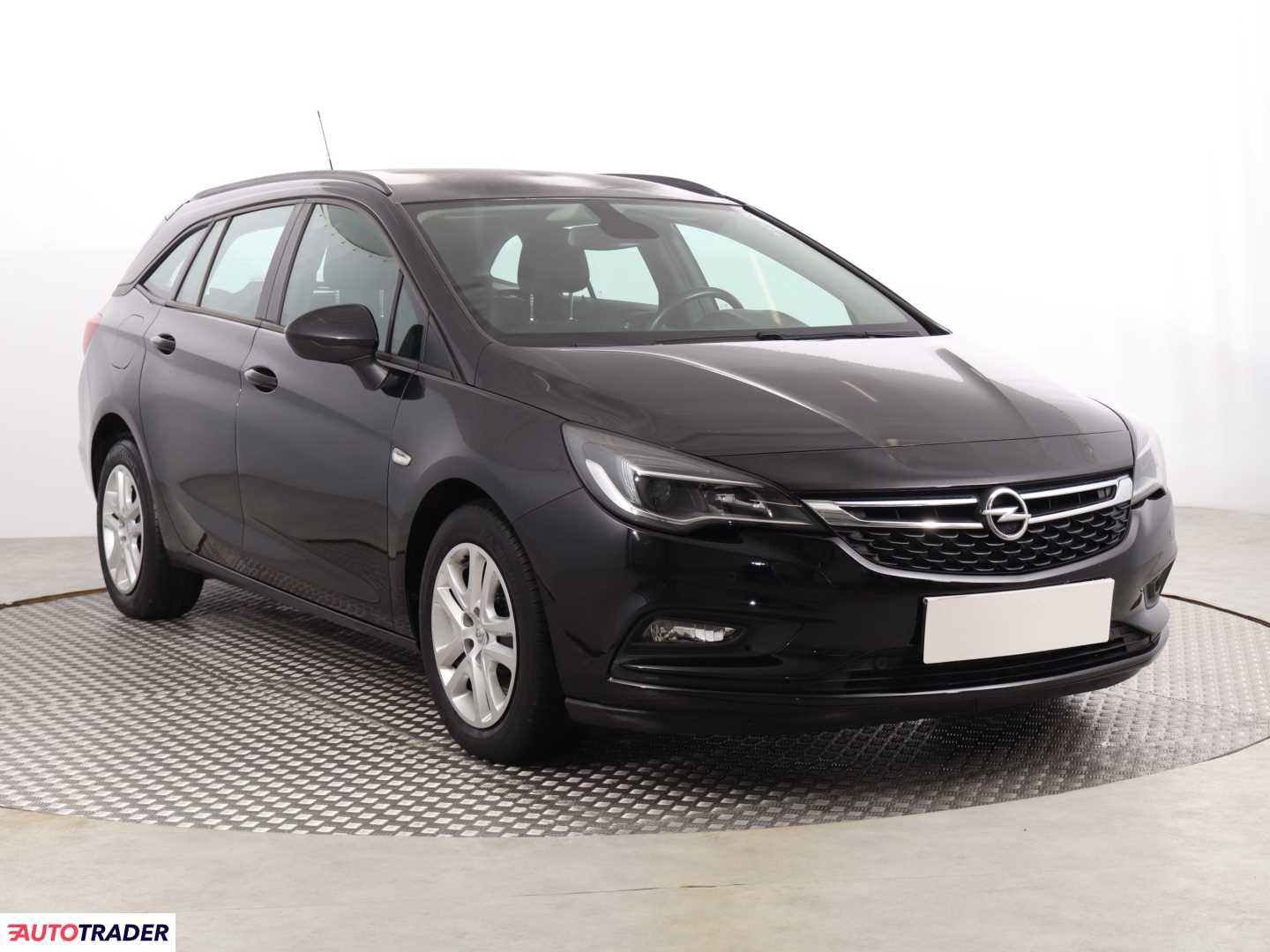 Opel Astra 2017 1.6 134 KM