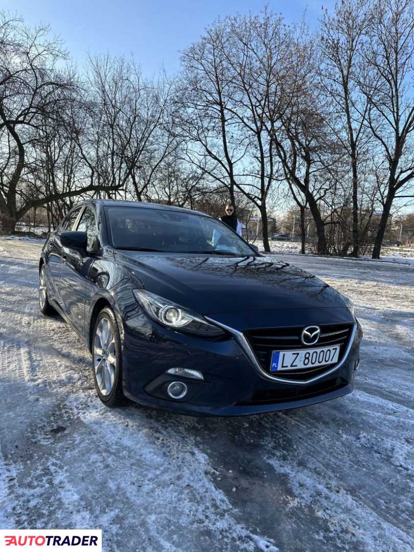 Mazda 3 2016 1.5 105 KM