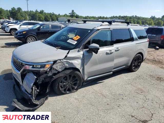 Kia Carnival 2022 3 Kia Carnival 2022 3