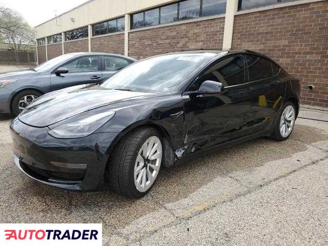 Tesla Model 3 2022