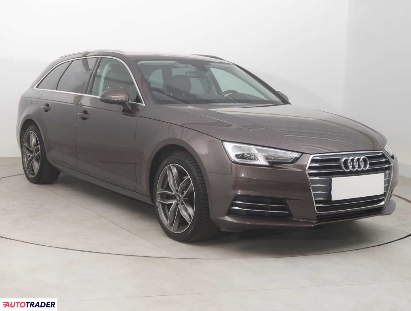 Audi A4 2017 2.0 187 KM