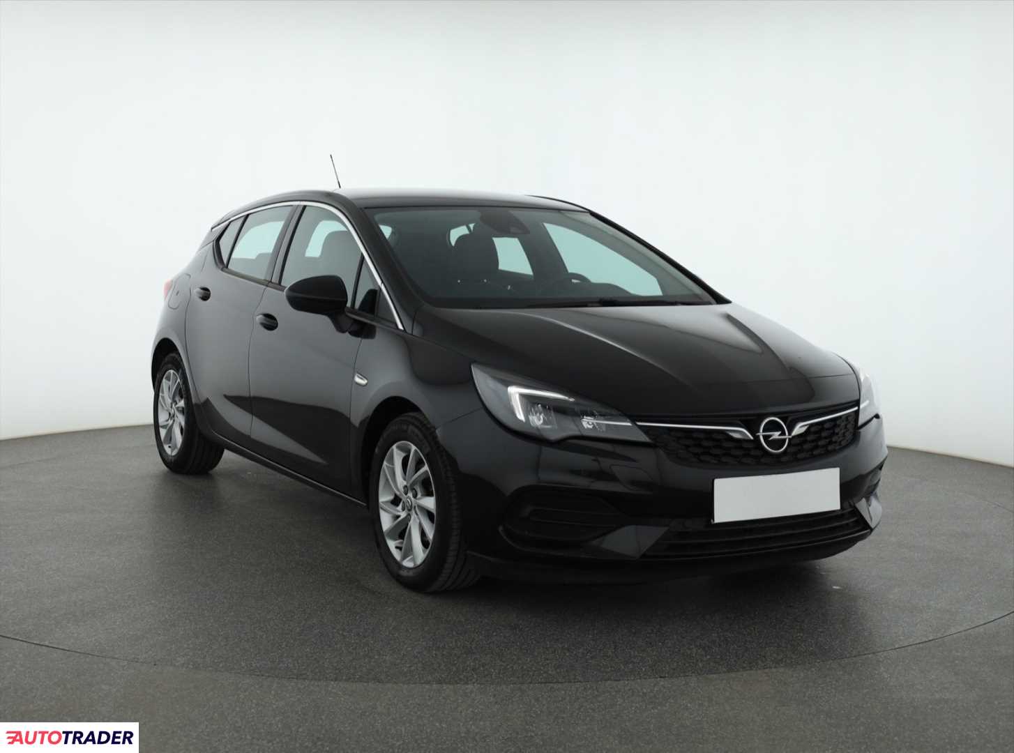 Opel Astra 2021 1.2 143 KM