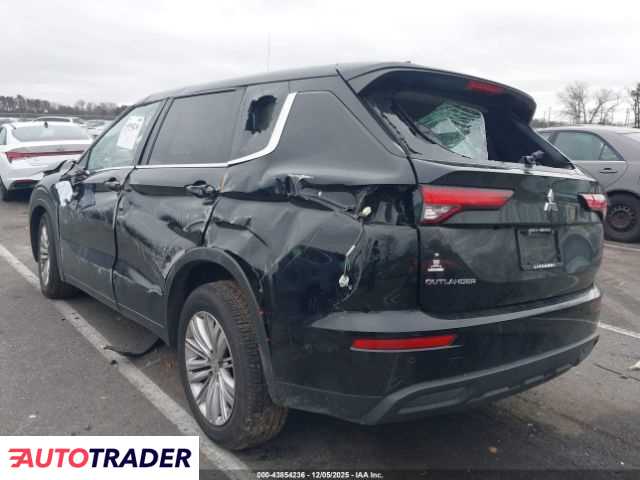 Mitsubishi Outlander 2023 2