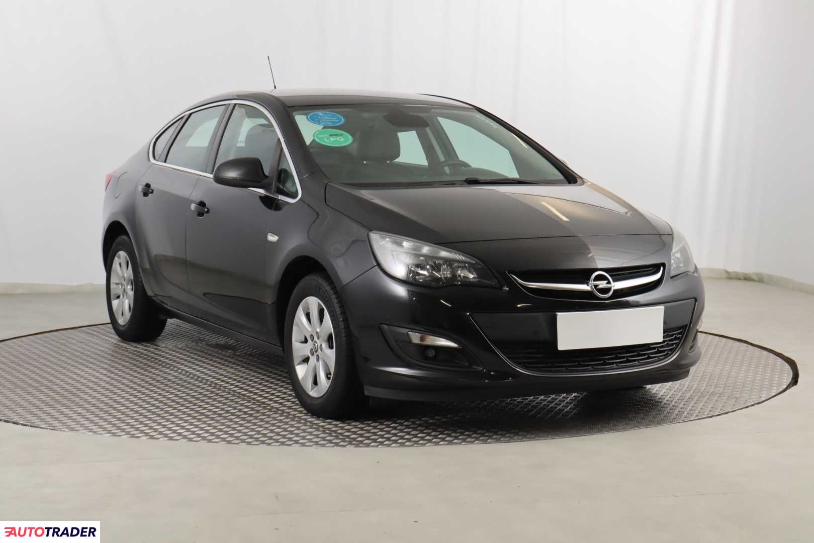 Opel Astra 2018 1.4 138 KM