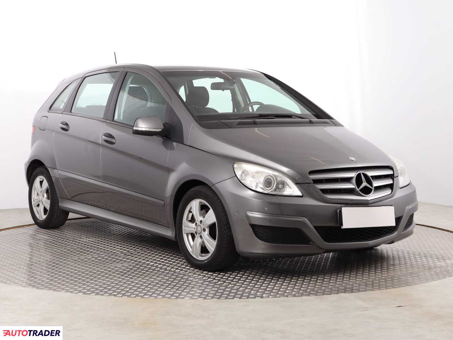 Mercedes B-klasa 2010 2.0 107 KM