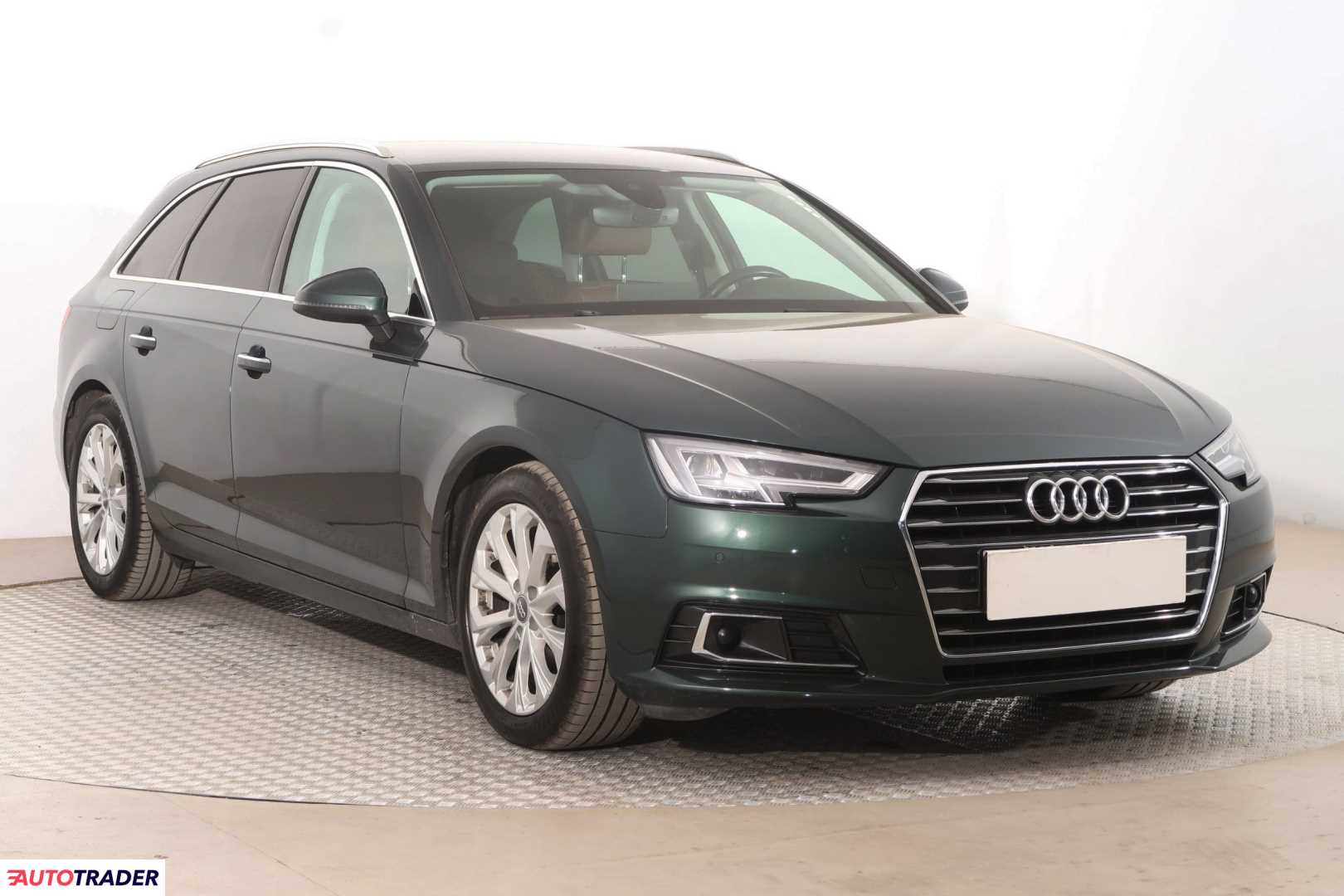 Audi A4 2018 2.0 147 KM