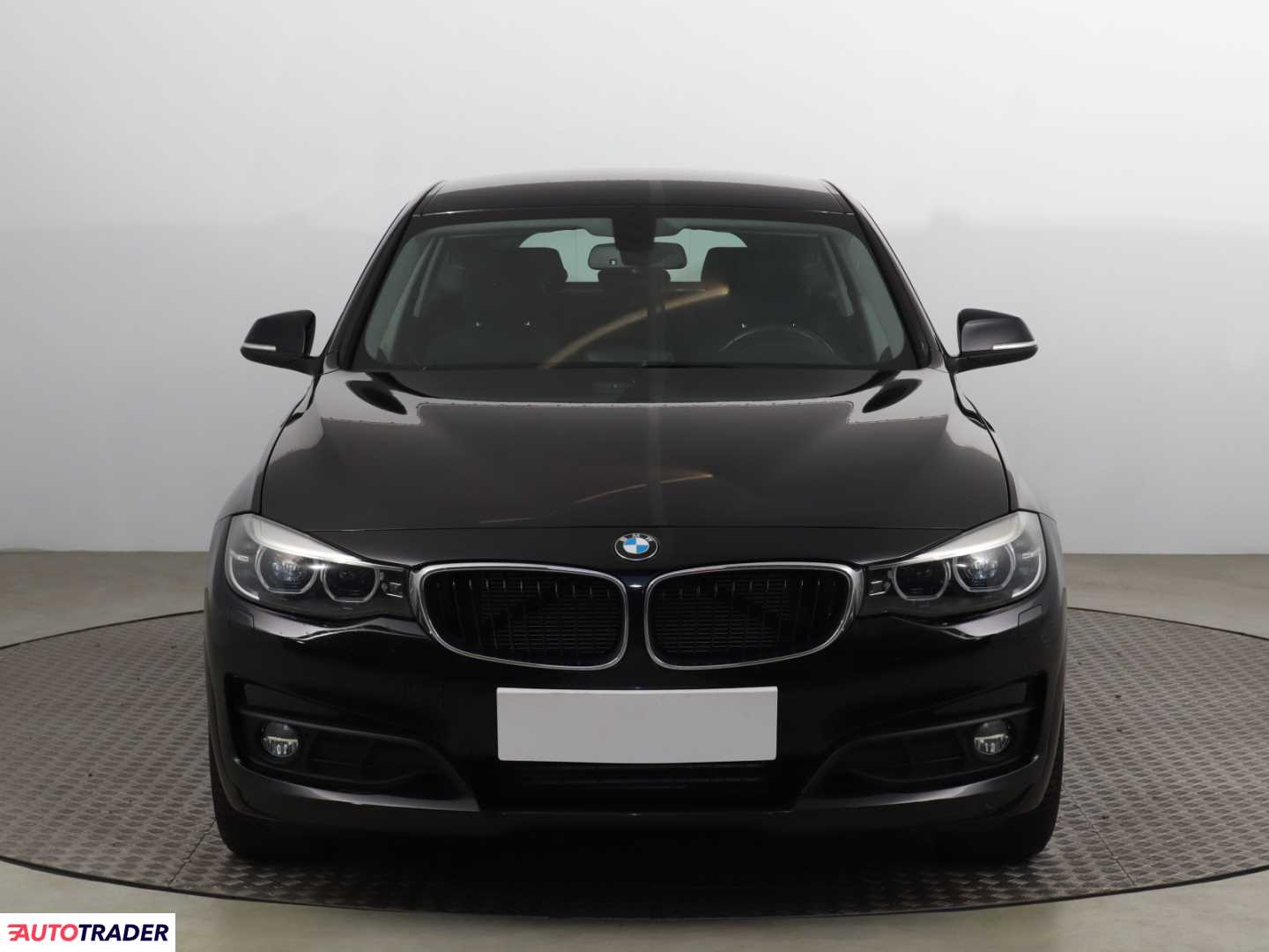 BMW 320 Gran Turismo 2018 2.0 187 KM