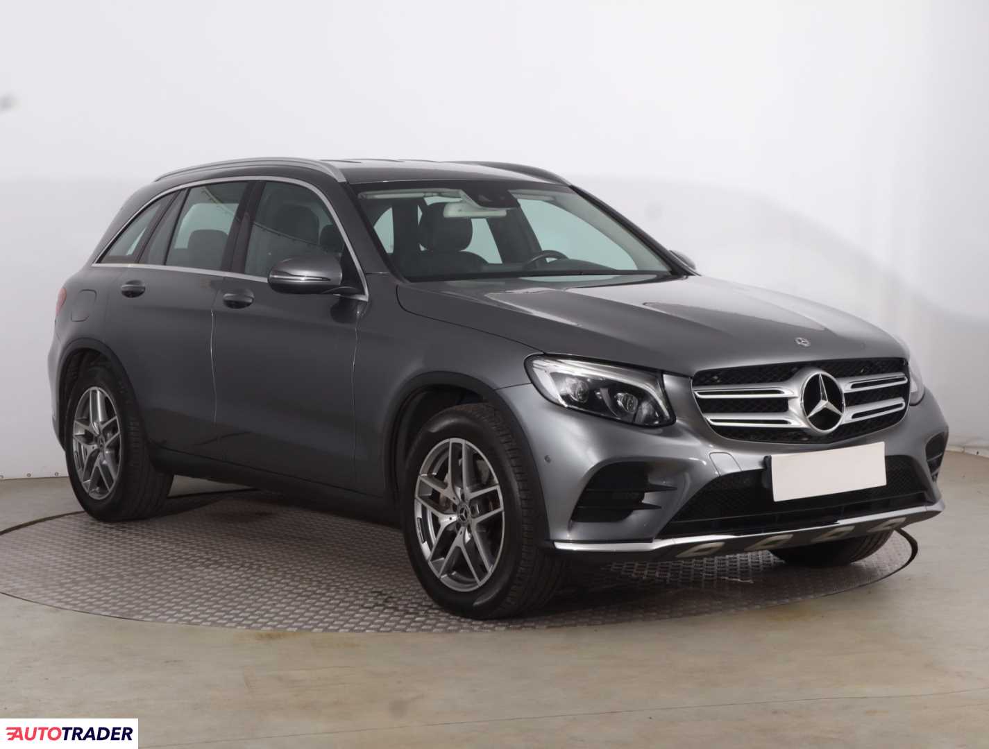 Mercedes GLC 2018 2.0 207 KM