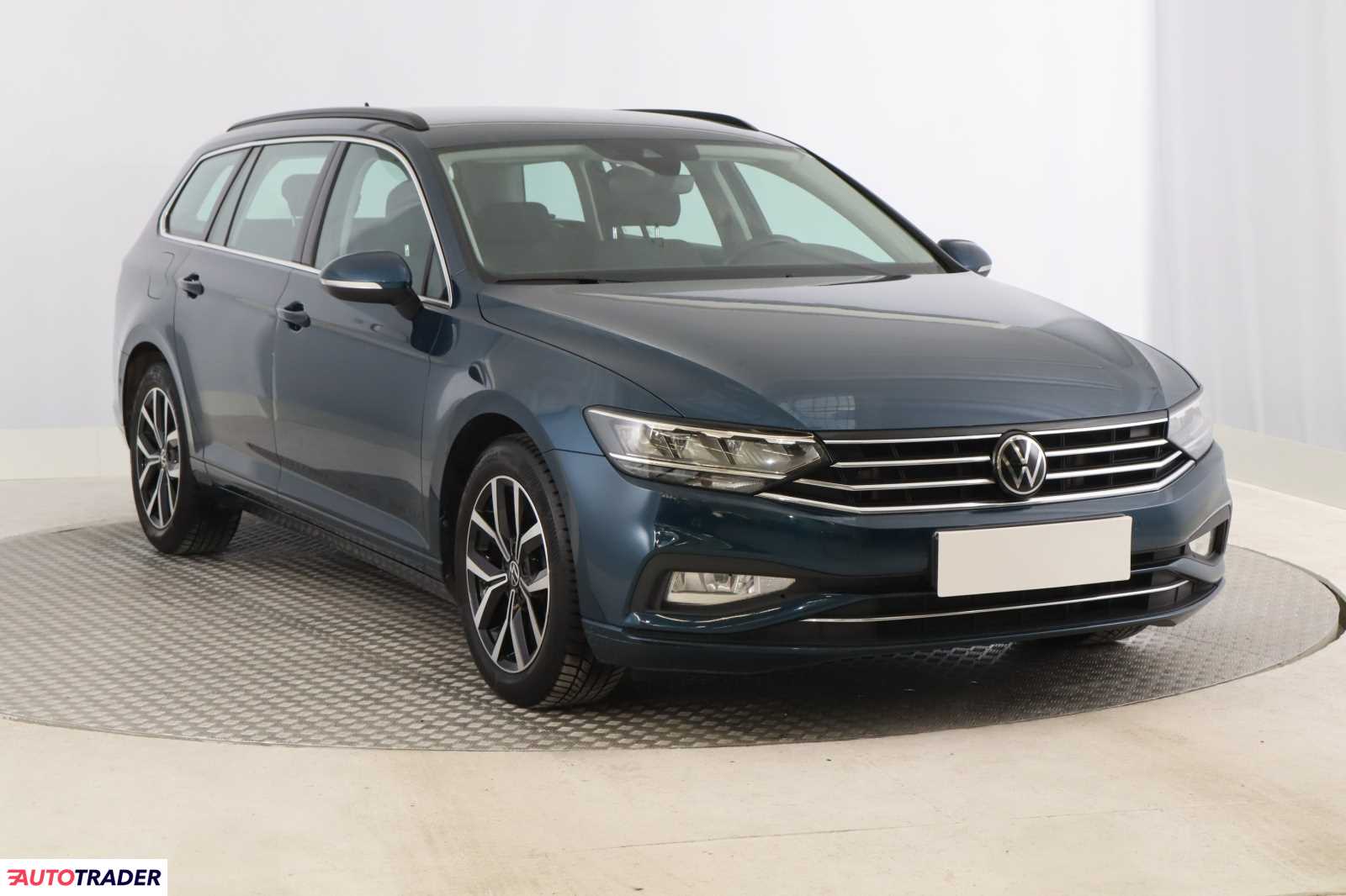 Volkswagen Passat 2023 2.0 147 KM