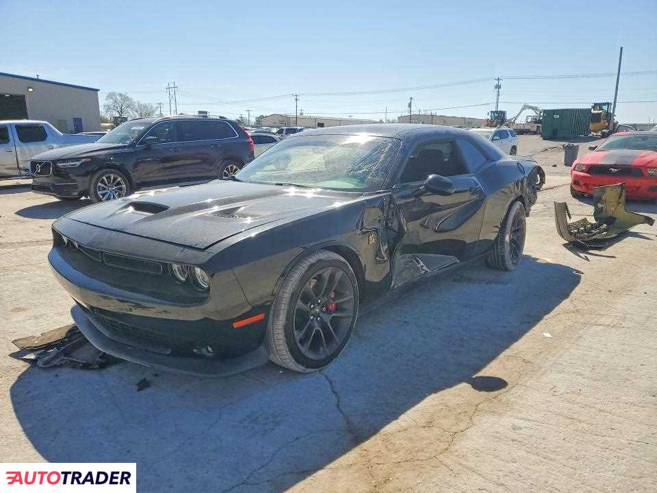 Dodge Challenger 2021 6